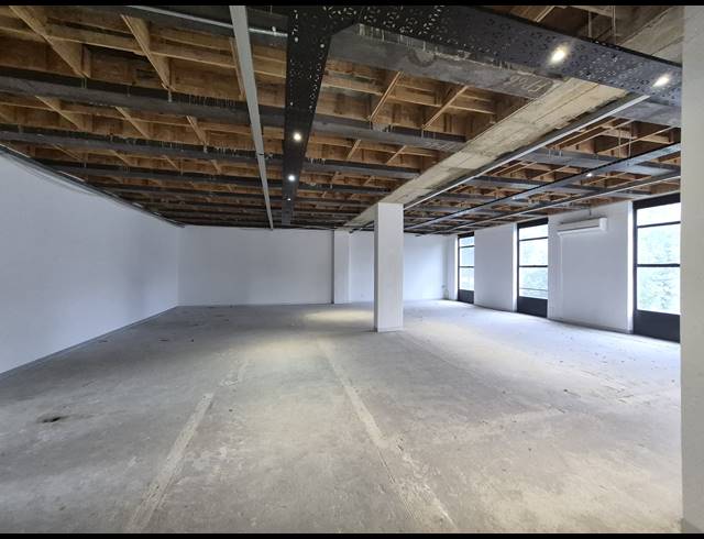 157M² OFFICE TO LET IN CRAIGHALL